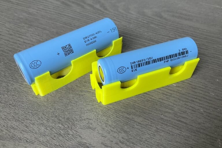 Automated manufacturing cleanroom producing advanced lithium-ion electric vehicle battery cells