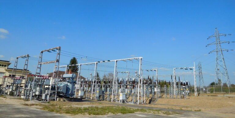 Illustrative photograph: AI Datacenter Power Demands Strain State Electric Grids: How Regional Utilities Are Rebalancing Generation and Ratepayer Protections