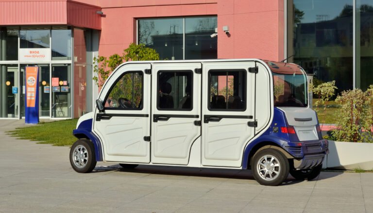 Illustrative photograph: Public EV Charging Reliability Standards: States Mandate 97 Percent Uptime and Automated Telemetry Audits