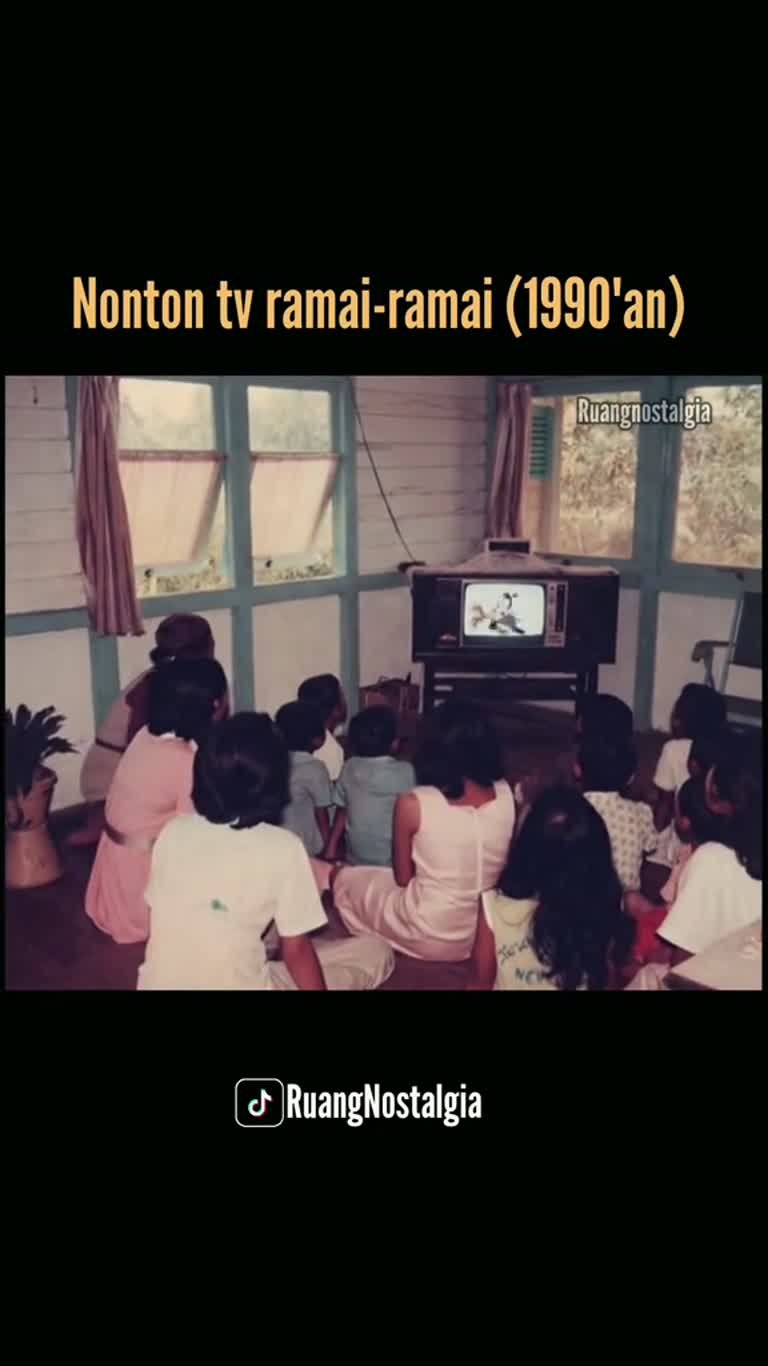 Remember When the Whole Street Gathered at One Small Screen